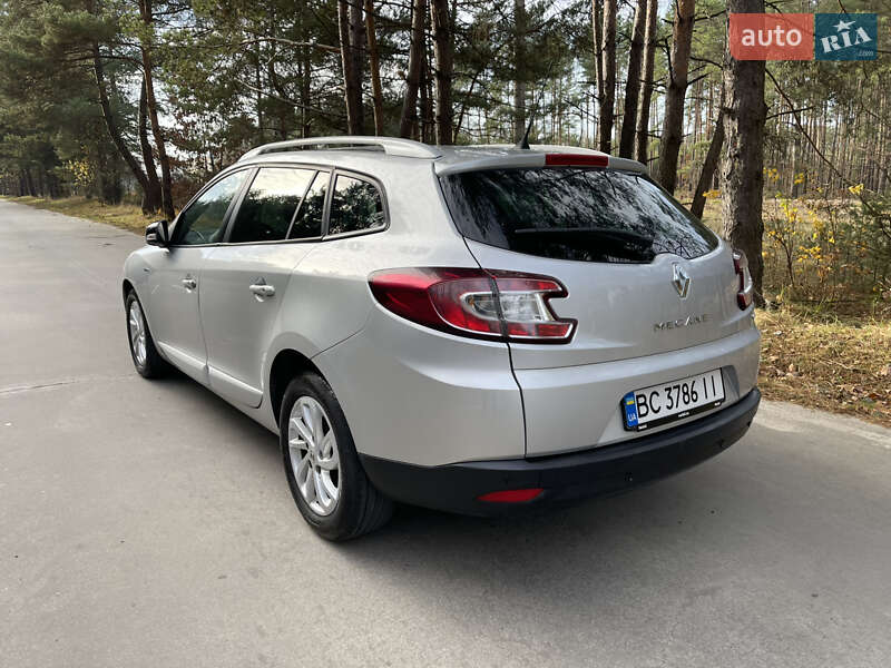 Универсал Renault Megane 2015 в Славуте фото 6 Универсал Renault Megane 2015 в Славуте
