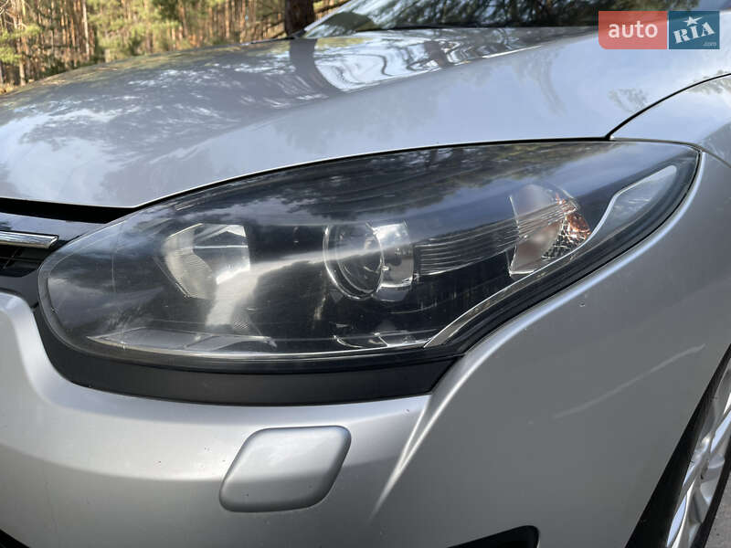 Универсал Renault Megane 2015 в Славуте фото 49 Универсал Renault Megane 2015 в Славуте