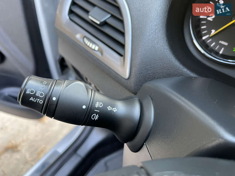 Универсал Renault Megane 2015 в Славуте фото 112 Универсал Renault Megane 2015 в Славуте