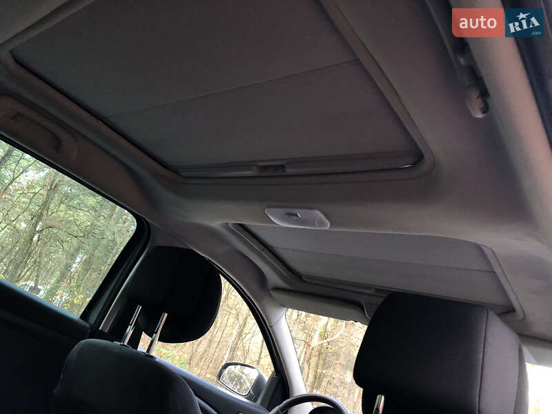 Універсал Renault Megane 2013 в Львові фото 46 Універсал Renault Megane 2013 в Львові