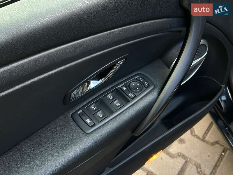 Универсал Renault Megane 2011 в Каменском фото 29 Универсал Renault Megane 2011 в Каменском