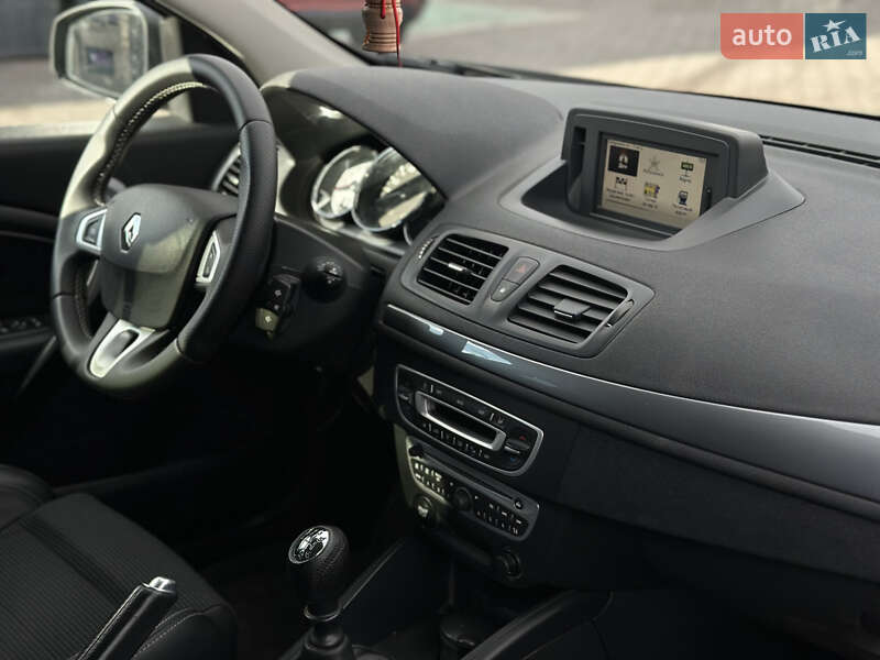 Универсал Renault Megane 2011 в Каменском фото 48 Универсал Renault Megane 2011 в Каменском