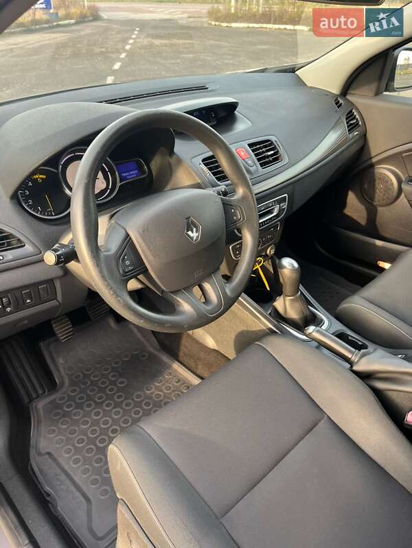 Хэтчбек Renault Megane 2011 в Радивилове