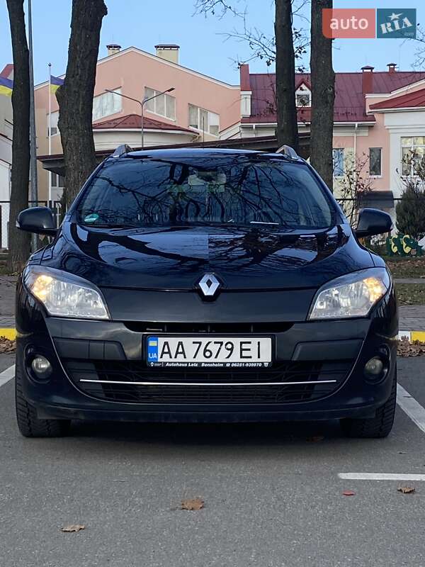 Renault Megane 2011 Renault Megane 2011