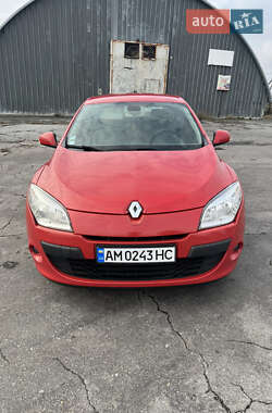 Хэтчбек Renault Megane 2011 в Звягеле