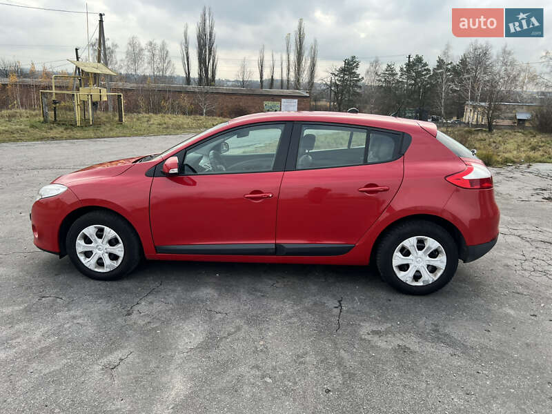 Хэтчбек Renault Megane 2011 в Звягеле