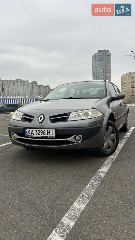 Седан Renault Megane 2008 в Киеве
