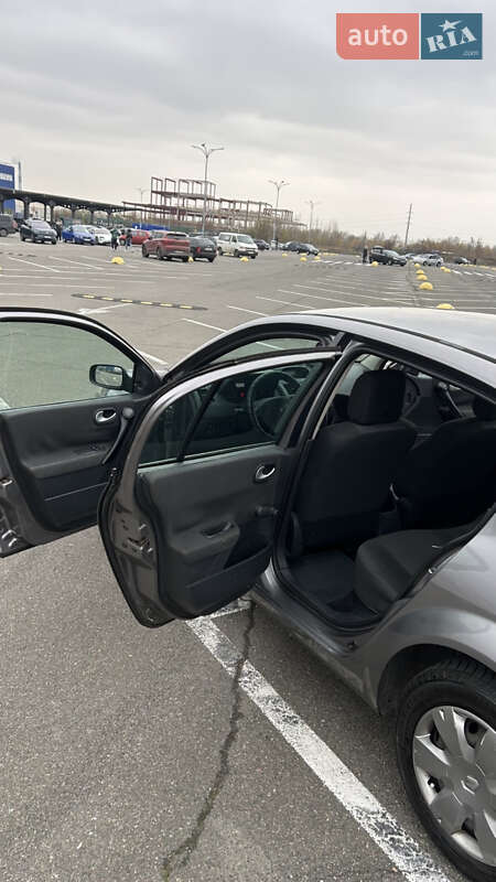 Седан Renault Megane 2008 в Киеве