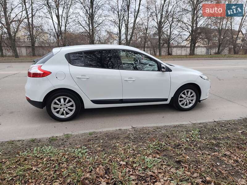 Хэтчбек Renault Megane 2011 в Сумах