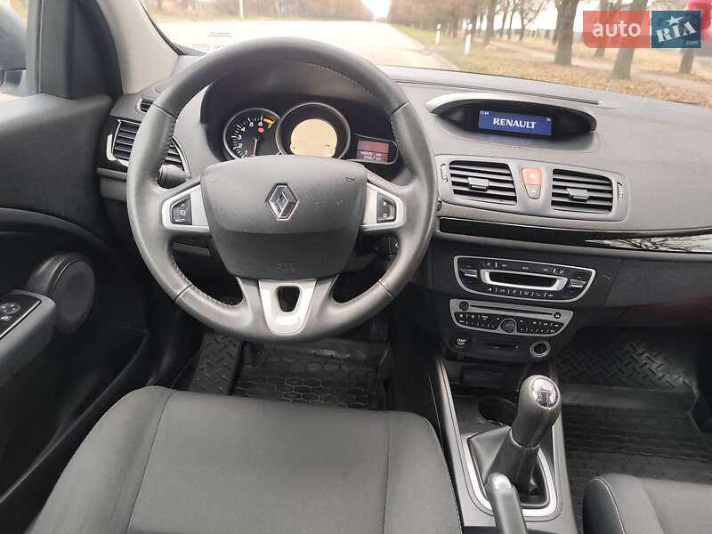 Хэтчбек Renault Megane 2011 в Сумах