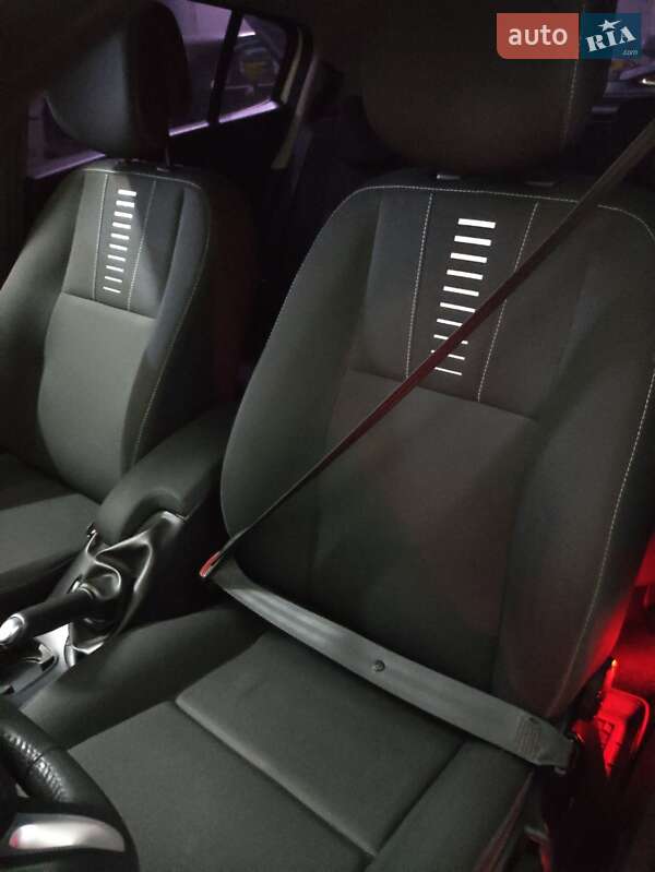 Хэтчбек Renault Megane 2011 в Сумах