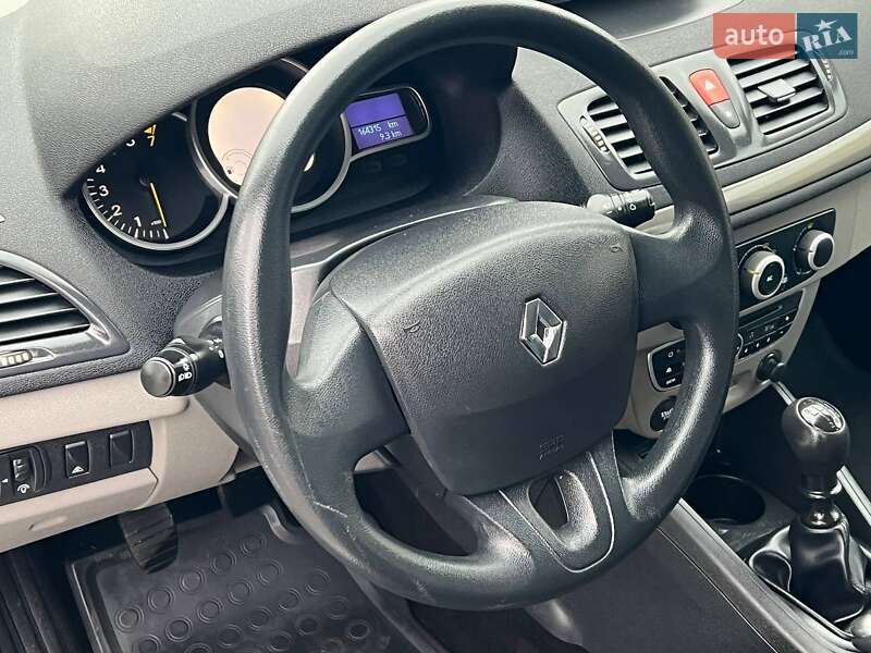 Универсал Renault Megane 2010 в Лубнах фото 25 Универсал Renault Megane 2010 в Лубнах