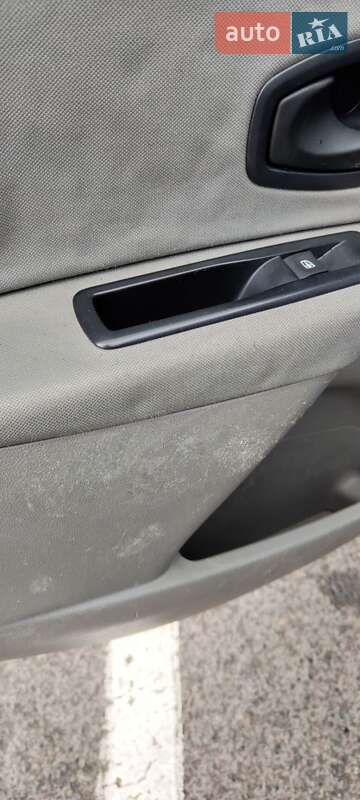 Универсал Renault Megane 2010 в Луцке фото 38 Универсал Renault Megane 2010 в Луцке