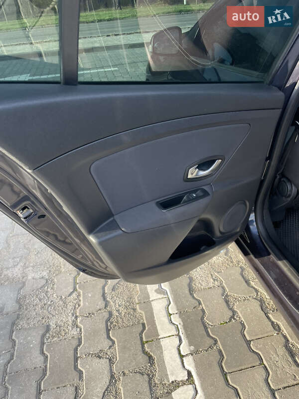 Універсал Renault Megane 2011 в Кривому Розі