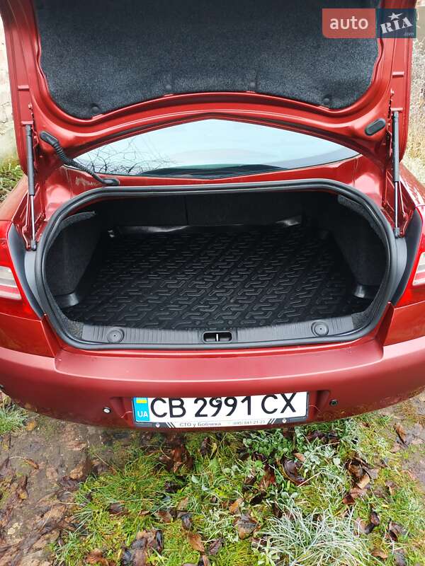 Седан Renault Megane 2007 в Чернигове