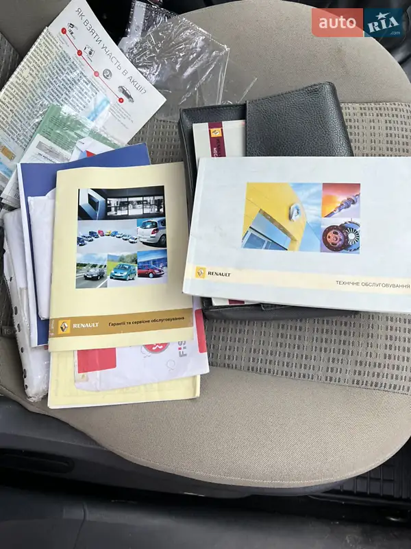 Седан Renault Megane 2006 в Сваляве документ