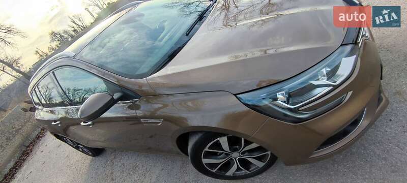 Универсал Renault Megane 2017 в Киеве фото 26 Универсал Renault Megane 2017 в Киеве