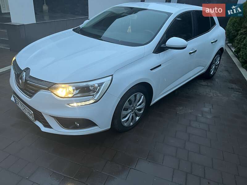 Хэтчбек Renault Megane 2016 в Степани фото 8 Хэтчбек Renault Megane 2016 в Степани