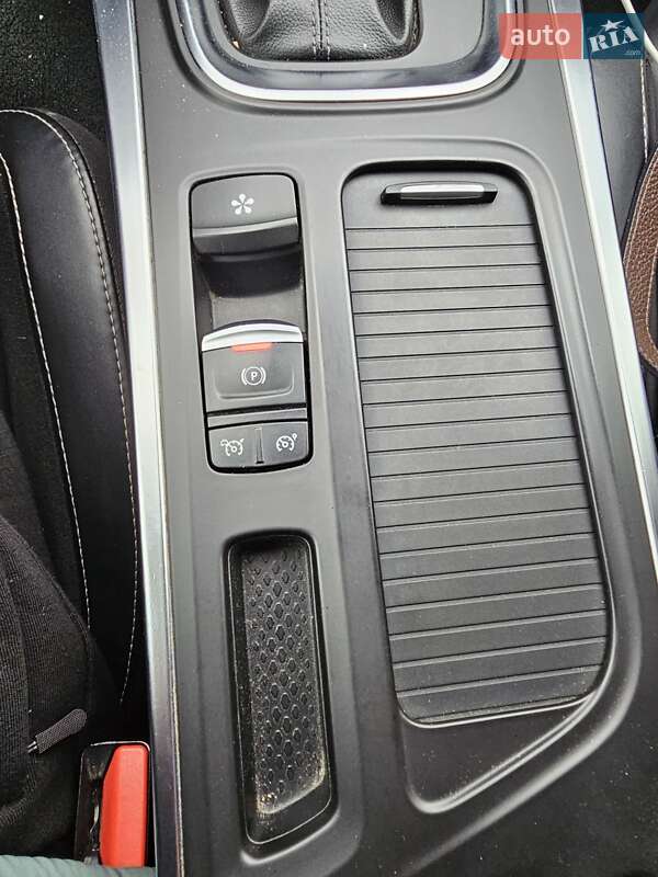 Універсал Renault Megane 2016 в Кам'янському