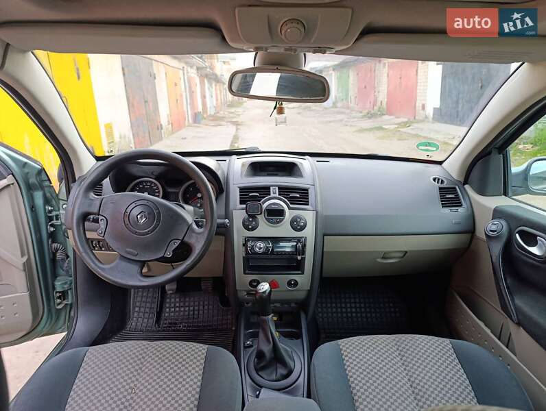 Седан Renault Megane 2004 в Тернополе фото 13 Седан Renault Megane 2004 в Тернополе