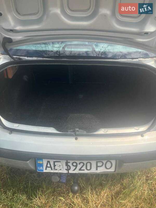 Седан Renault Megane 2000 в Кривом Роге