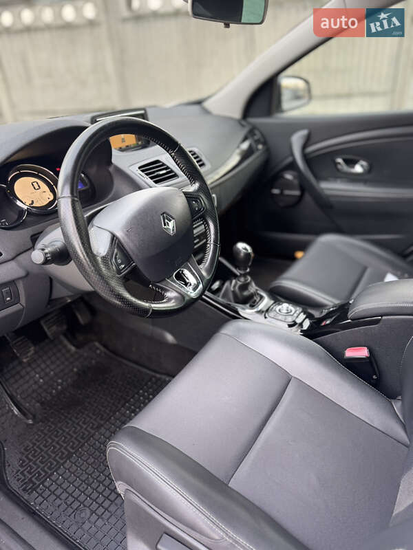 Универсал Renault Megane 2013 в Киеве фото 12 Универсал Renault Megane 2013 в Киеве