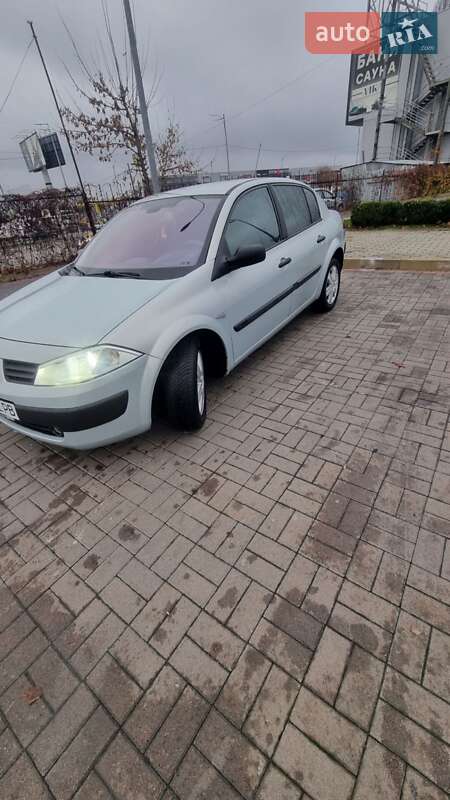 Седан Renault Megane 2004 в Киеве