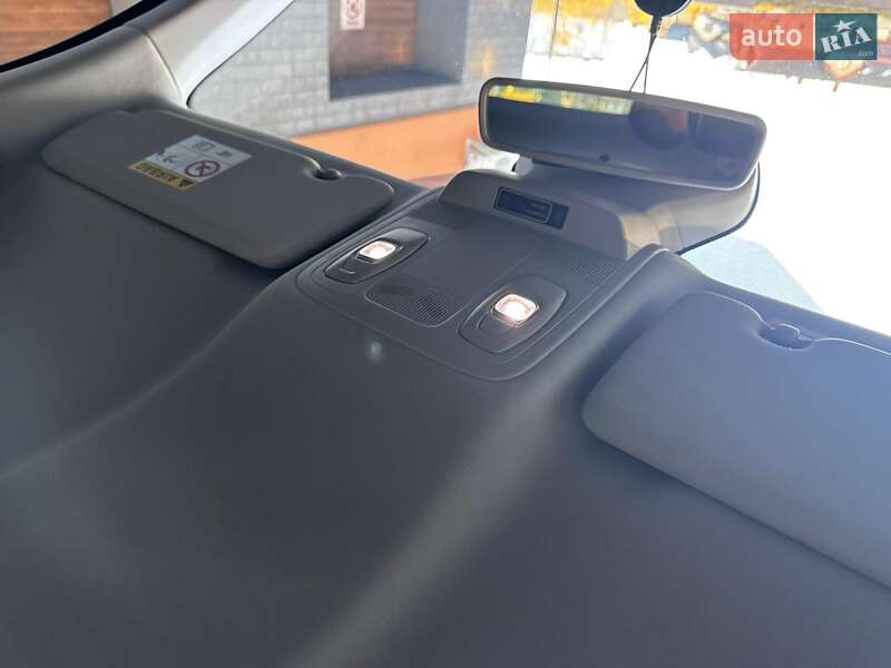 Універсал Renault Megane 2017 в Івано-Франківську фото 58 Універсал Renault Megane 2017 в Івано-Франківську