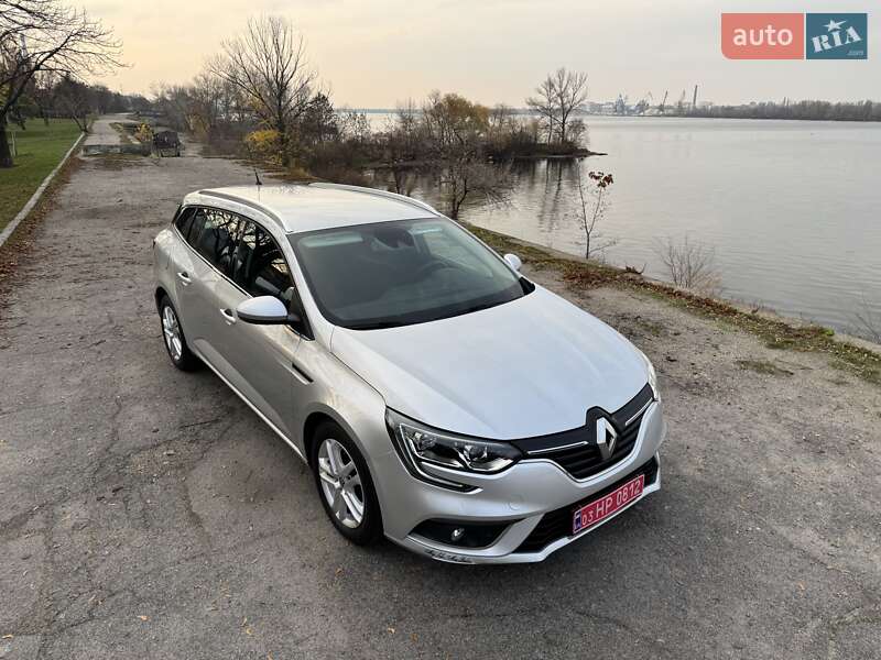 Универсал Renault Megane 2018 в Днепре фото 10 Универсал Renault Megane 2018 в Днепре