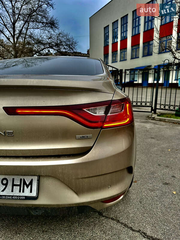 Седан Renault Megane 2018 в Киеве фото 10 Седан Renault Megane 2018 в Киеве