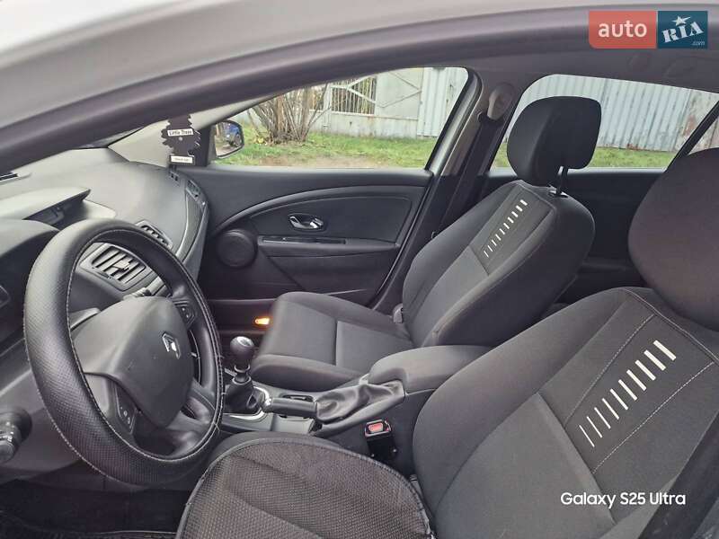 Универсал Renault Megane 2011 в Черкассах фото 15 Универсал Renault Megane 2011 в Черкассах