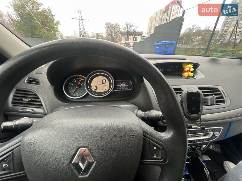 Універсал Renault Megane 2010 в Києві фото 10 Універсал Renault Megane 2010 в Києві