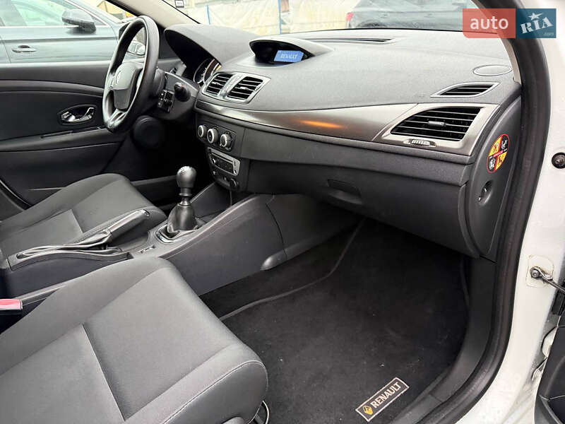 Хэтчбек Renault Megane 2014 в Коломые фото 21 Хэтчбек Renault Megane 2014 в Коломые