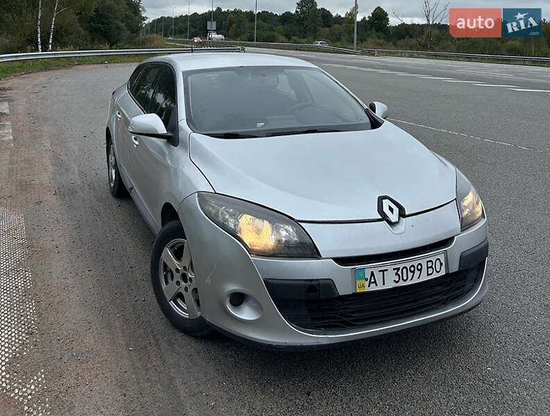 Универсал Renault Megane 2012 в Житомире фото 2 Универсал Renault Megane 2012 в Житомире