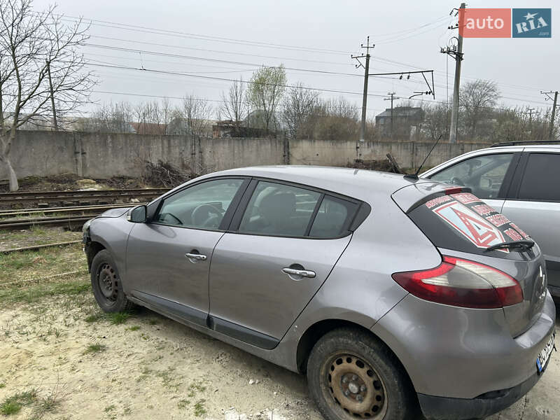 Хетчбек Renault Megane 2012 в Львові фото 13 Хетчбек Renault Megane 2012 в Львові