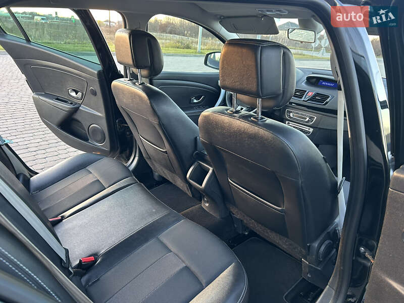 Универсал Renault Megane 2011 в Городке