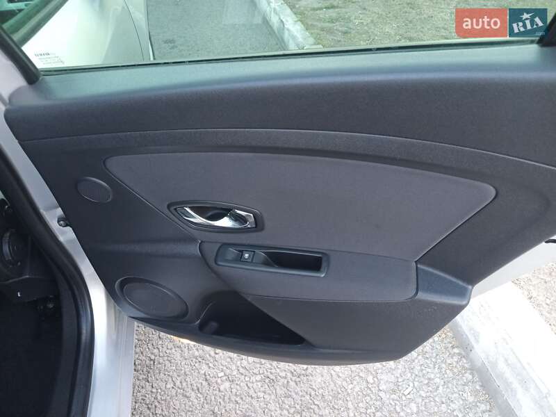 Універсал Renault Megane 2012 в Дніпрі