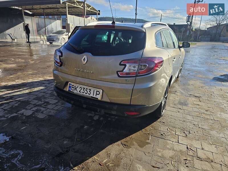 Универсал Renault Megane 2010 в Ивано-Франковске фото 5 Универсал Renault Megane 2010 в Ивано-Франковске