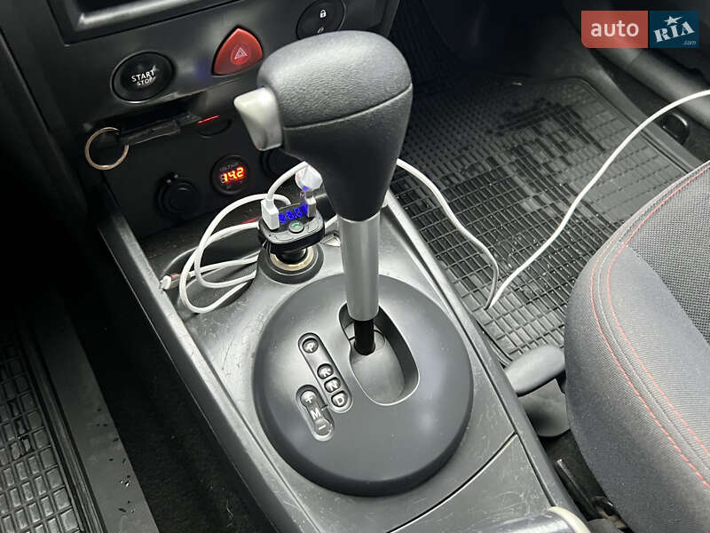 Седан Renault Megane 2007 в Черкасах фото 52 Седан Renault Megane 2007 в Черкасах