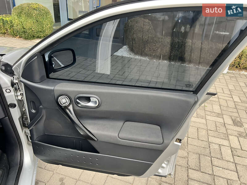 Седан Renault Megane 2007 в Черкасах фото 63 Седан Renault Megane 2007 в Черкасах