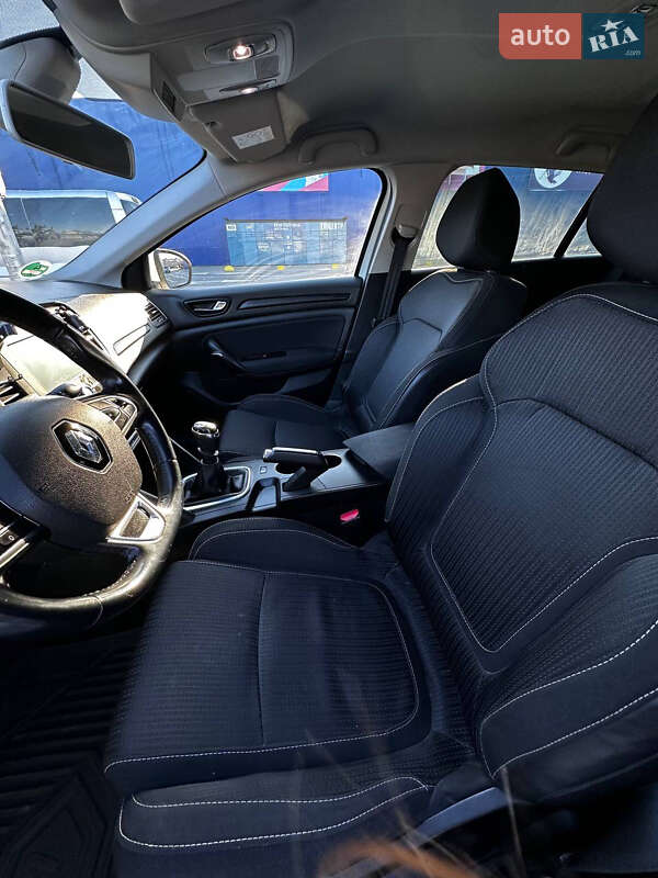 Универсал Renault Megane 2017 в Луцке фото 13 Универсал Renault Megane 2017 в Луцке