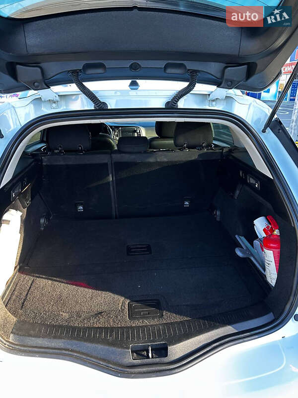 Универсал Renault Megane 2017 в Луцке фото 23 Универсал Renault Megane 2017 в Луцке