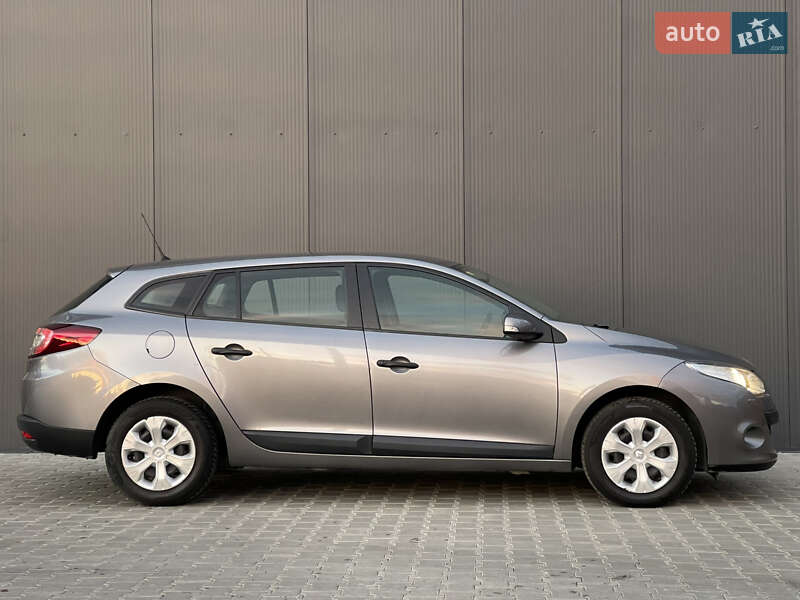 Универсал Renault Megane 2011 в Луцке
