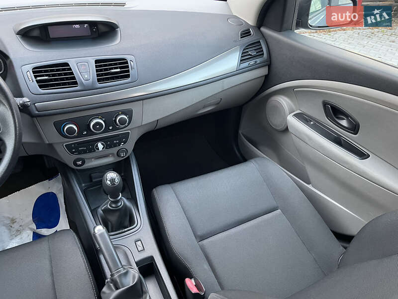 Универсал Renault Megane 2011 в Луцке