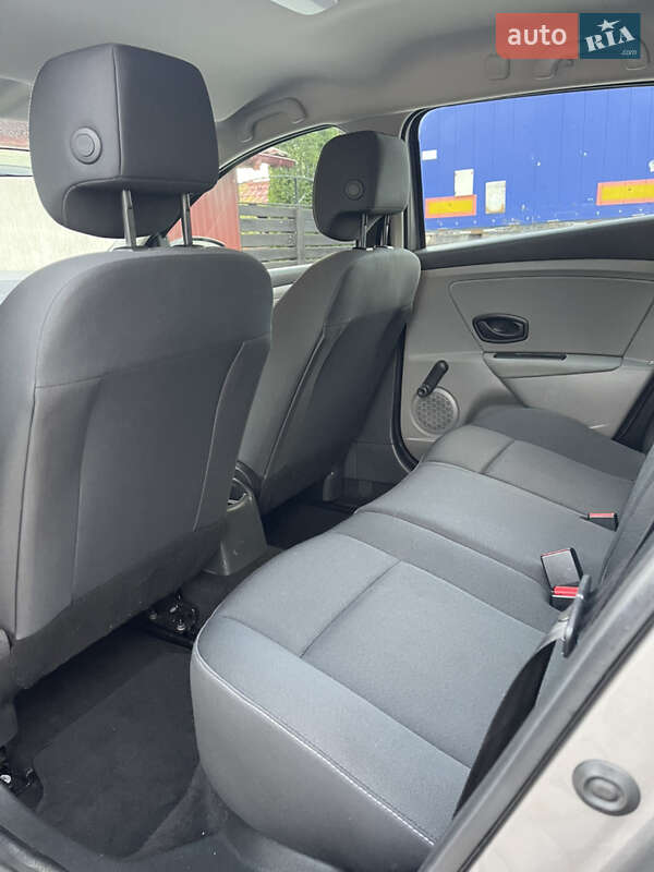 Универсал Renault Megane 2011 в Луцке