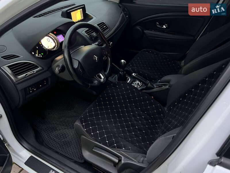 Универсал Renault Megane 2013 в Полтаве фото 14 Универсал Renault Megane 2013 в Полтаве