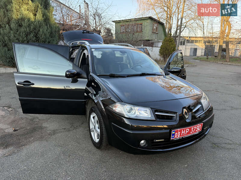 Универсал Renault Megane 2009 в Чернигове фото 110 Универсал Renault Megane 2009 в Чернигове