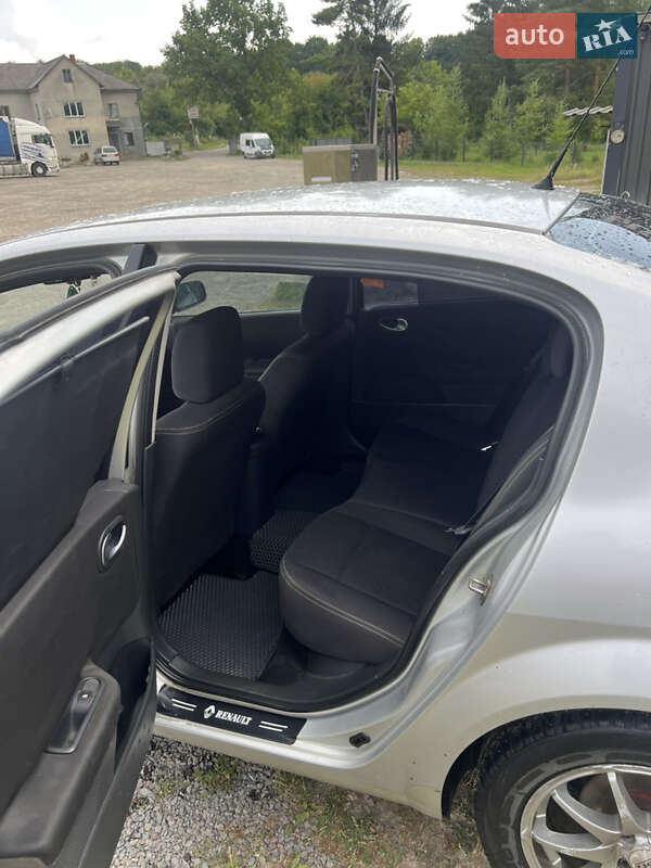 Седан Renault Megane 2005 в Львове