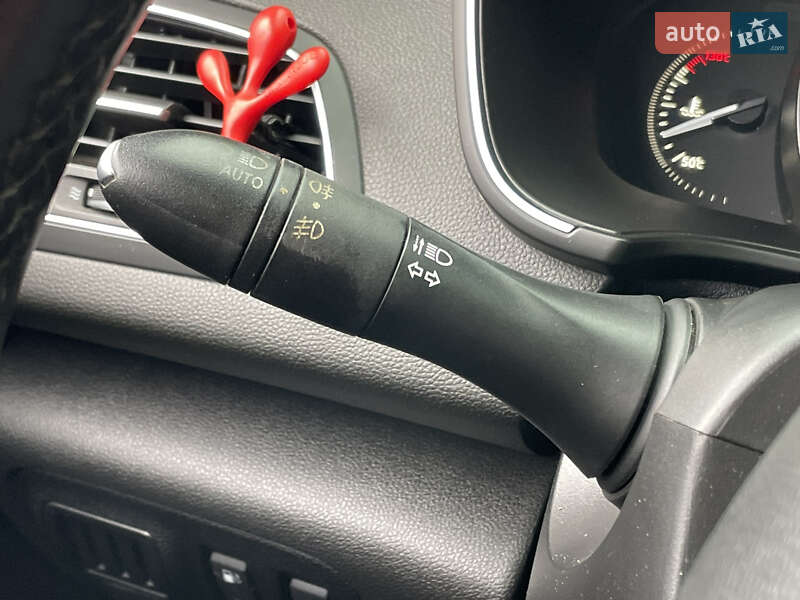 Седан Renault Megane 2017 в Киеве