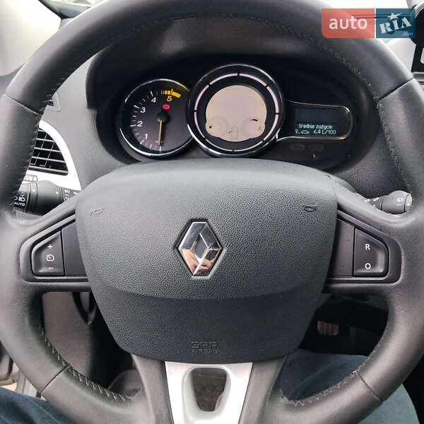 Хэтчбек Renault Megane 2011 в Сумах